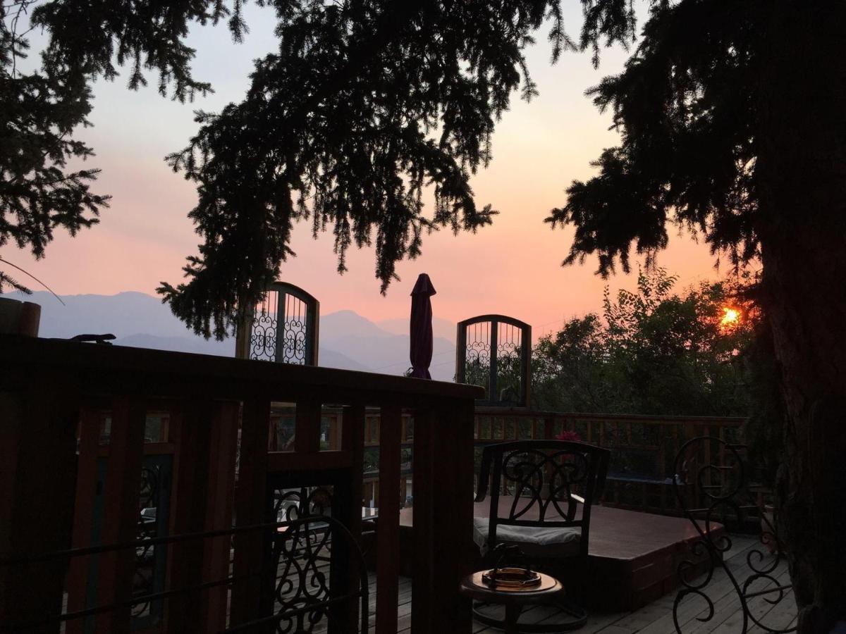 Mystic Portal 420 Guesthouse Κολοράντο Σπρινγκς Εξωτερικό φωτογραφία