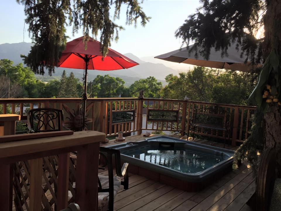 Mystic Portal 420 Guesthouse Κολοράντο Σπρινγκς Εξωτερικό φωτογραφία